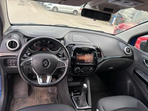 Renault Kaptur I Рестайлинг с пробегом 2021 года, цена 1 757 000 рублей, 138839 км, внедорожник, Автокод Объявления