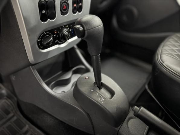 Renault Sandero I с пробегом 2013 года, цена 929 000 рублей, 110455 км, хэтчбек, Автокод Объявления