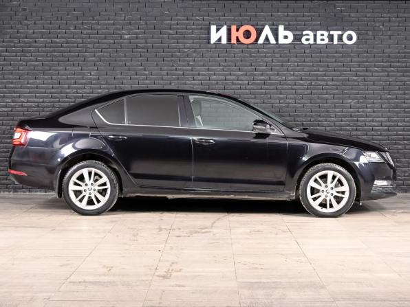 Skoda Octavia III (A7) Рестайлинг с пробегом 2017 года, цена 1 850 000 рублей, 139799 км, лифтбек, Автокод Объявления