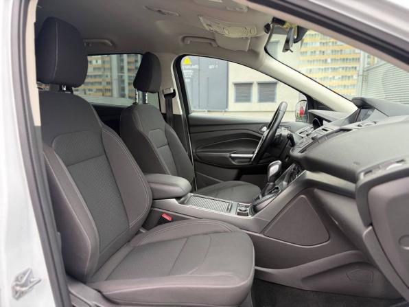 Ford Kuga II Рестайлинг с пробегом 2017 года, цена 1 495 000 рублей, 190000 км, внедорожник, Автокод Объявления