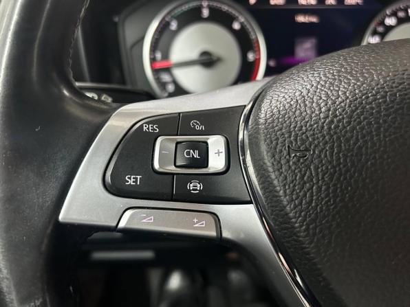 Volkswagen Touareg III с пробегом 2018 года, цена 3 975 000 рублей, 191378 км, внедорожник, Автокод Объявления