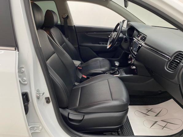 Kia Rio IV с пробегом 2017 года, цена 1 595 000 рублей, 99955 км, хэтчбек, Автокод Объявления