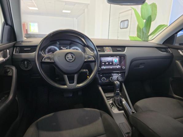Skoda Octavia III (A7) Рестайлинг с пробегом 2017 года, цена 1 835 000 рублей, 127000 км, лифтбек, Автокод Объявления