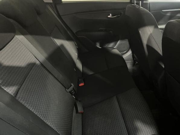 Kia Rio IV Рестайлинг с пробегом 2021 года, цена 1 615 000 рублей, 86746 км, седан, Автокод Объявления