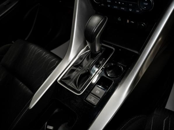 Mitsubishi Eclipse Cross I с пробегом 2018 года, цена 2 100 000 рублей, 76724 км, внедорожник, Автокод Объявления