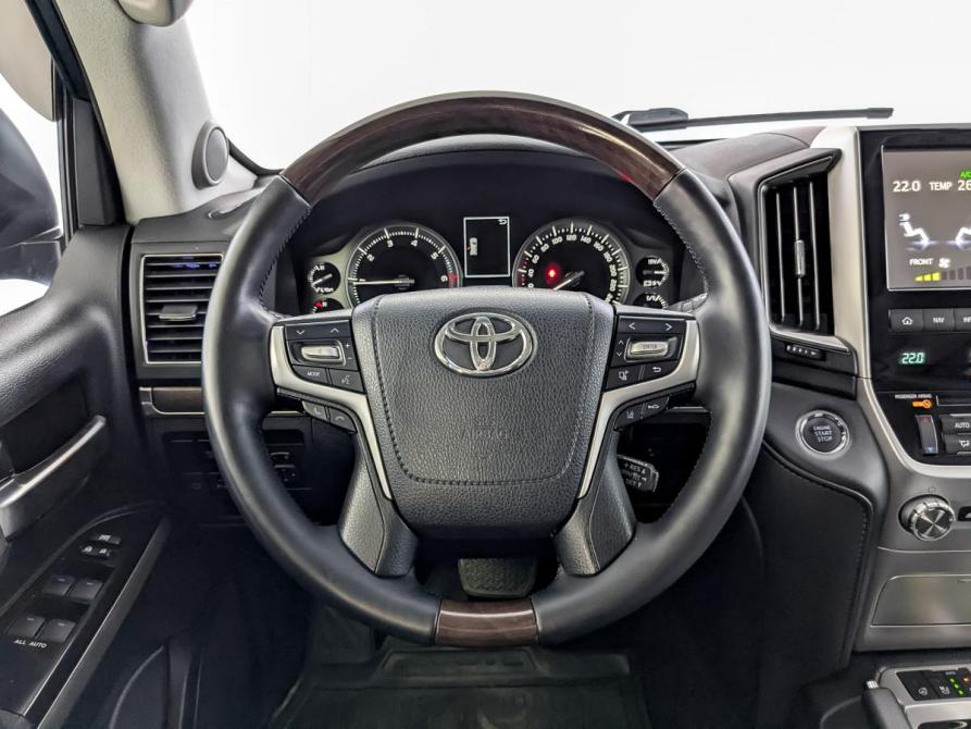 Toyota Land Cruiser 200 Series Рестайлинг 2 Москва  - изображение 23
