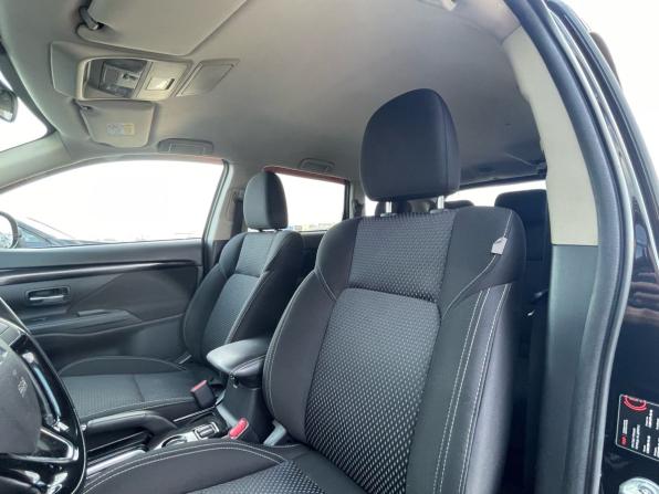 Mitsubishi Outlander III Рестайлинг 3 с пробегом 2021 года, цена 2 300 000 рублей, 100000 км, внедорожник, Автокод Объявления