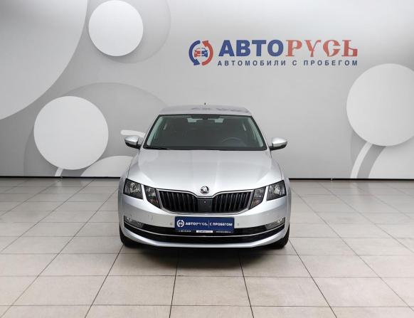 Skoda Octavia III (A7) Рестайлинг с пробегом 2019 года, цена 2 119 000 рублей, 52473 км, лифтбек, Автокод Объявления