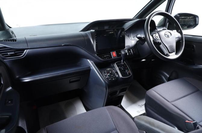 Toyota Noah III (R80) с пробегом 2014 года, цена 2 149 000 рублей, 310000 км, минивэн, Автокод Объявления