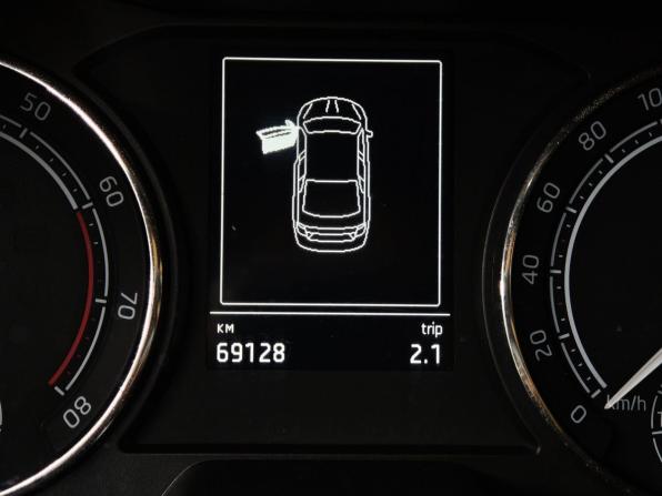 Skoda Rapid II с пробегом 2021 года, цена 1 680 000 рублей, 69127 км, лифтбек, Автокод Объявления
