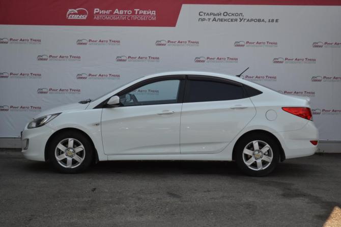 Hyundai Solaris I с пробегом 2012 года, цена 750 000 рублей, 209481 км, седан, Автокод Объявления