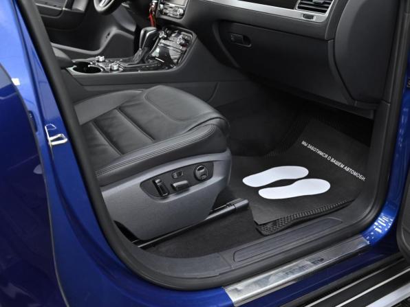 Volkswagen Touareg II Рестайлинг с пробегом 2015 года, цена 2 099 000 рублей, 109000 км, внедорожник, Автокод Объявления