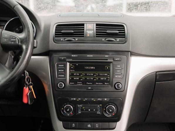 Skoda Yeti I с пробегом 2011 года, цена 1 000 000 рублей, 203055 км, внедорожник, Автокод Объявления