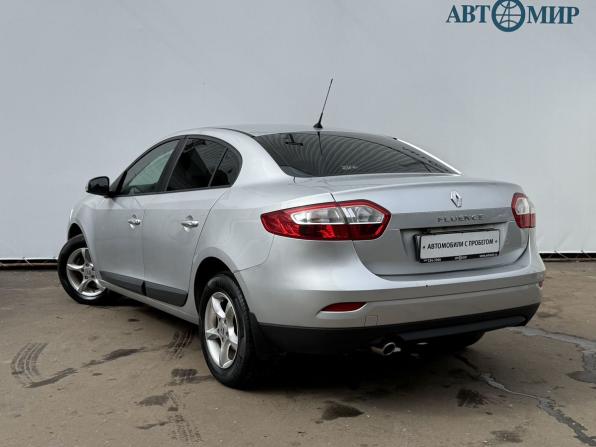 Renault Fluence I Рестайлинг с пробегом 2013 года, цена 750 000 рублей, 161652 км, седан, Автокод Объявления