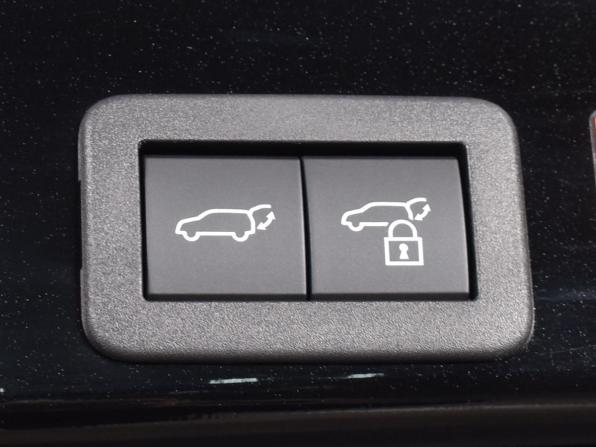 Toyota RAV4 VI (XA60) с пробегом 2025 года, цена 4 219 995 рублей, 27 км, внедорожник, Автокод Объявления