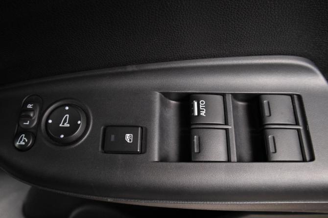 Honda Fit III Рестайлинг с пробегом 2019 года, цена 1 299 000 рублей, 65503 км, хэтчбек, Автокод Объявления