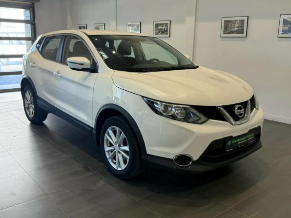 Nissan Qashqai II с пробегом 2017 года, цена 1 600 000 рублей, 110677 км, внедорожник, Автокод Объявления