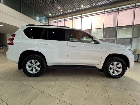 Toyota Land Cruiser Prado 150 Series Рестайлинг 1 с пробегом 2015 года, цена 3 250 000 рублей, 175839 км, внедорожник, Автокод Объявления