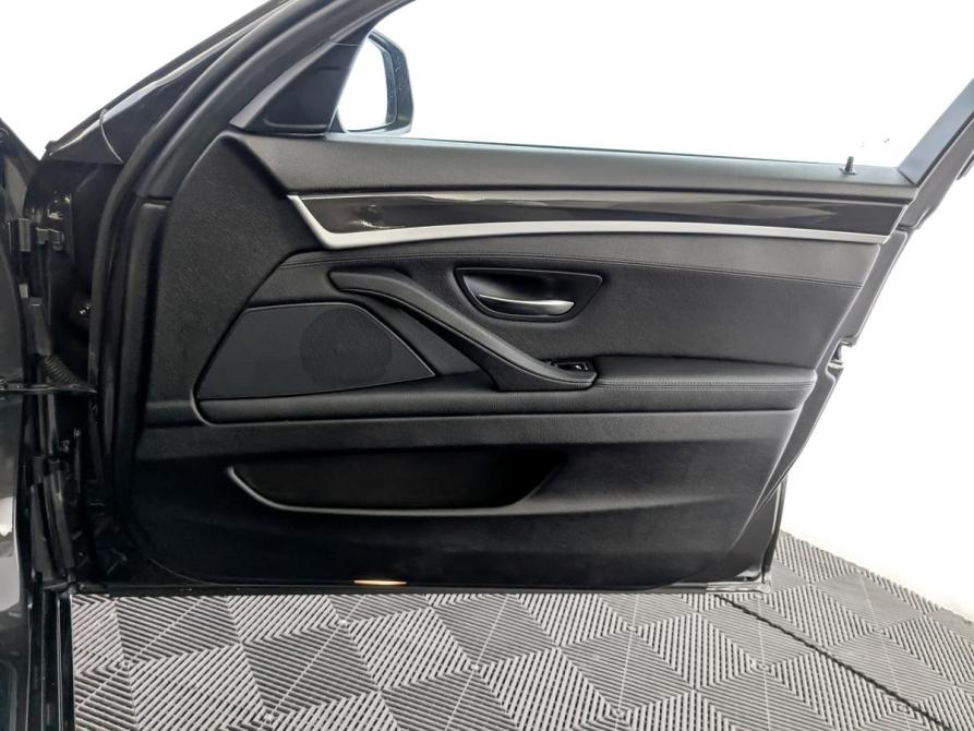 BMW 5 серии VI (F10/F11/F07) Рестайлинг Москва  - изображение 26