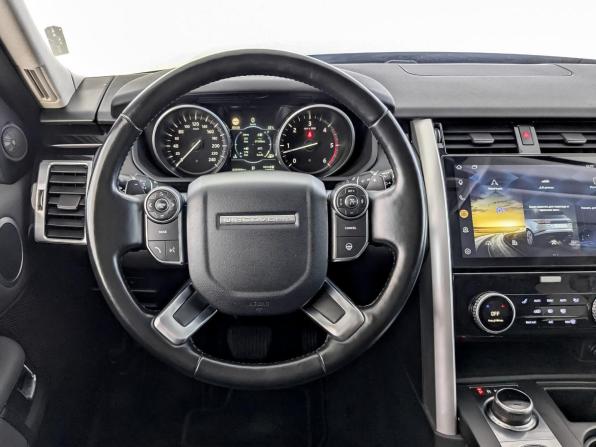 Land Rover Discovery V с пробегом 2017 года, цена 4 200 000 рублей, 78705 км, внедорожник, Автокод Объявления