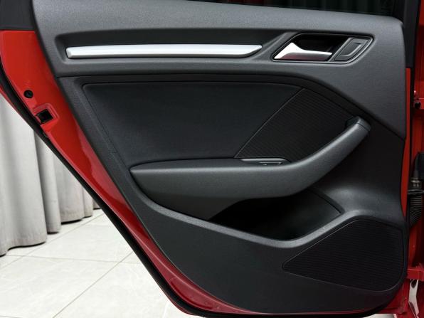 Audi A3 III (8V) с пробегом 2013 года, цена 1 899 000 рублей, 154944 км, хэтчбек, Автокод Объявления