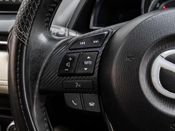Mazda Demio IV (DJ) с пробегом 2015 года, цена 1 050 000 рублей, 205004 км, хэтчбек, Автокод Объявления