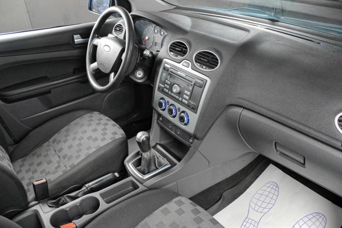 Ford Focus II с пробегом 2005 года, цена 399 000 рублей, 308000 км, седан, Автокод Объявления