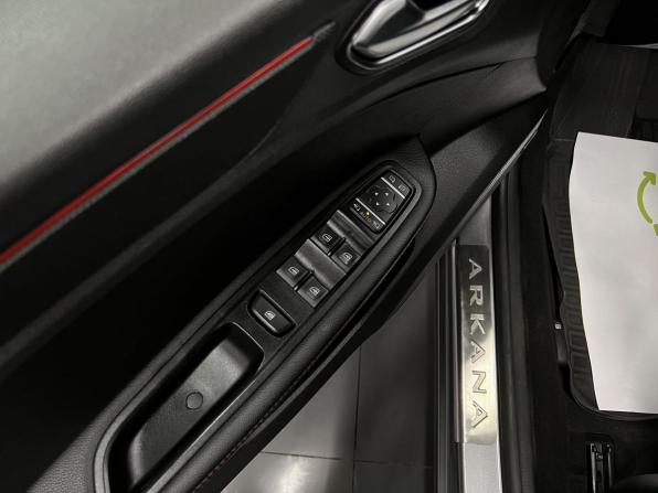 Renault Arkana I с пробегом 2021 года, цена 1 695 000 рублей, 130610 км, внедорожник, Автокод Объявления