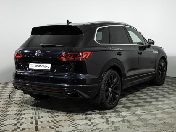 Volkswagen Touareg III с пробегом 2019 года, цена 4 499 700 рублей, 139885 км, внедорожник, Автокод Объявления