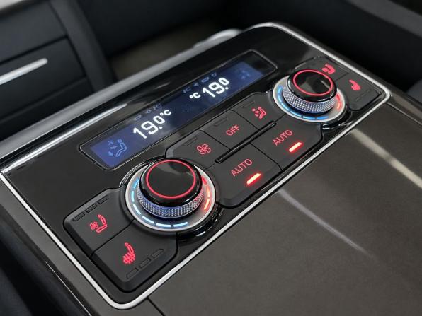 Audi A8 III (D4) с пробегом 2013 года, цена 1 699 000 рублей, 270534 км, седан, Автокод Объявления