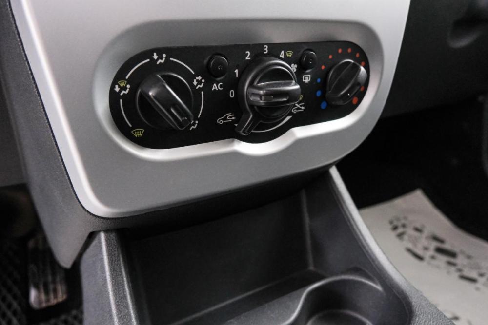 Renault Logan I Рестайлинг Красноярск  - изображение 17