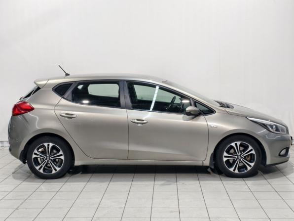 Kia Ceed II с пробегом 2013 года, цена 1 255 000 рублей, 35062 км, хэтчбек, Автокод Объявления