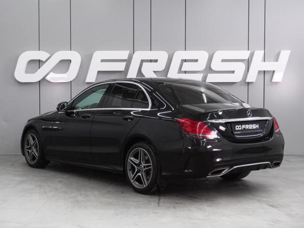 Mercedes-Benz C-Класс IV (W205) Рестайлинг с пробегом 2019 года, цена 2 759 000 рублей, 166061 км, седан, Автокод Объявления