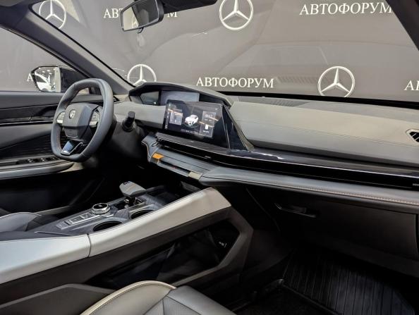 Changan UNI-V I с пробегом 2024 года, цена 2 499 000 рублей, 7734 км, лифтбек, Автокод Объявления