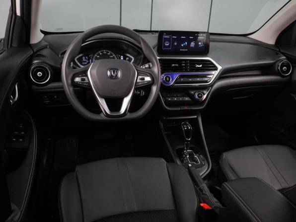 Changan Alsvin с пробегом 2023 года, цена 1 099 000 рублей, 41944 км, седан, Автокод Объявления