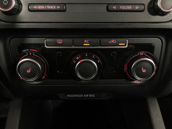 Volkswagen Jetta VI с пробегом 2011 года, цена 867 000 рублей, 212870 км, седан, Автокод Объявления