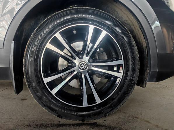 Volkswagen Tiguan II Рестайлинг с пробегом 2021 года, цена 3 020 000 рублей, 51177 км, внедорожник, Автокод Объявления