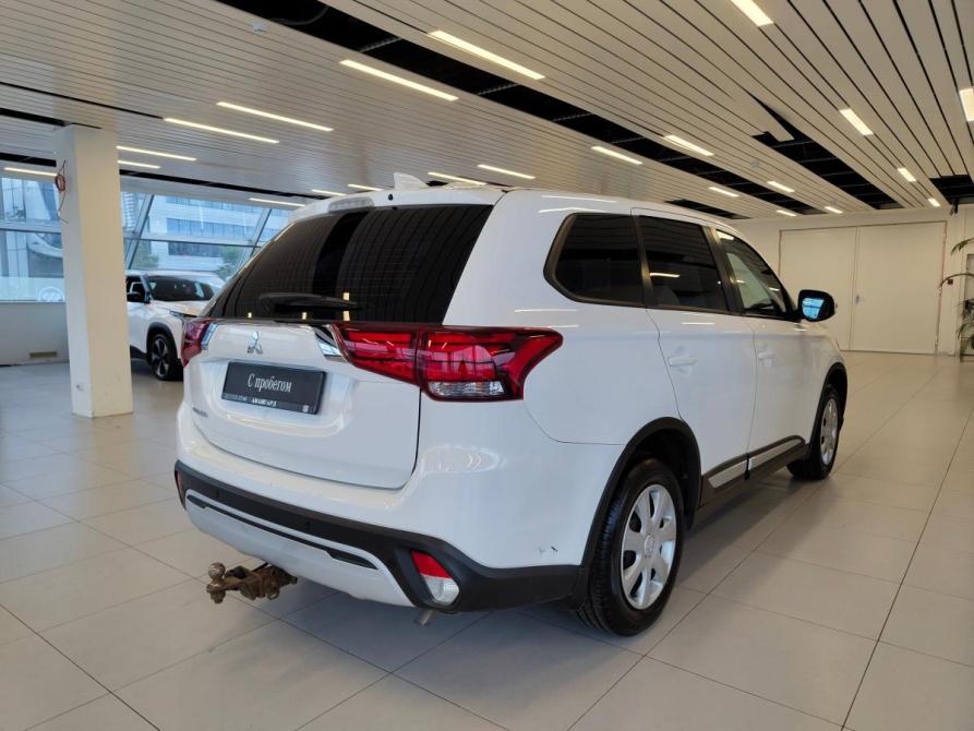 Mitsubishi Outlander III Рестайлинг 3 Санкт-Петербург  - изображение 2
