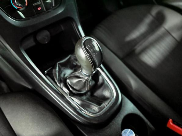 Opel Astra J с пробегом 2011 года, цена 620 000 рублей, 211770 км, хэтчбек, Автокод Объявления