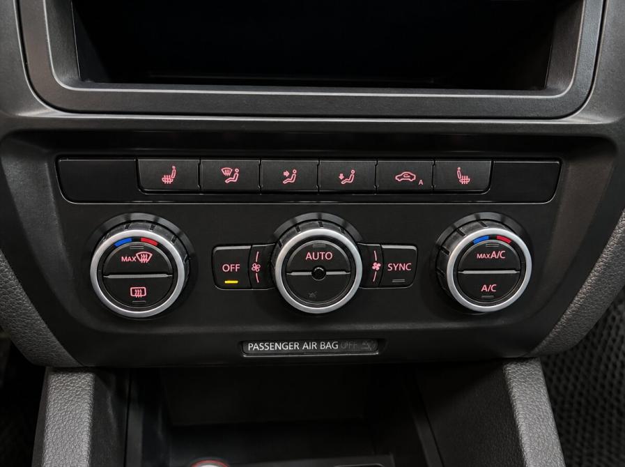 Volkswagen Jetta VI Кемерово  - изображение 9