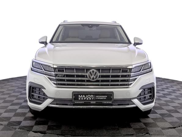 Volkswagen Touareg III с пробегом 2019 года, цена 5 995 000 рублей, 50211 км, внедорожник, Автокод Объявления