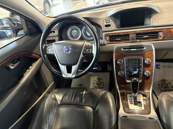 Volvo XC70 II с пробегом 2011 года, цена 1 305 400 рублей, 233983 км, универсал, Автокод Объявления