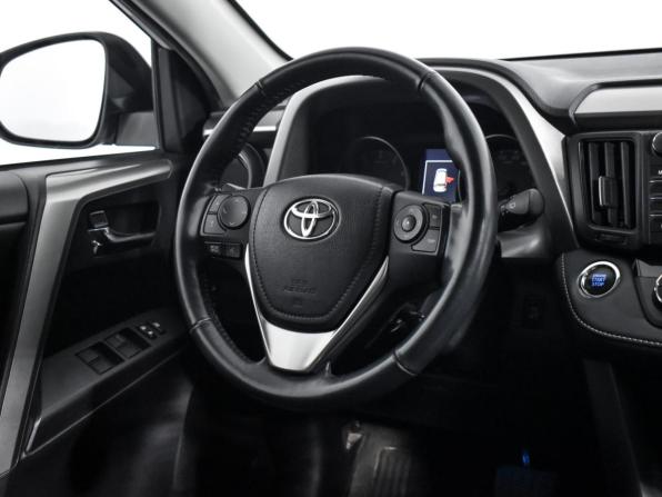 Toyota RAV4 IV (XA40) Рестайлинг с пробегом 2018 года, цена 2 690 000 рублей, 97447 км, внедорожник, Автокод Объявления