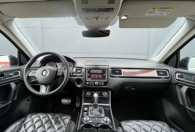 Volkswagen Touareg II Рестайлинг с пробегом 2016 года, цена 2 790 000 рублей, 215989 км, внедорожник, Автокод Объявления