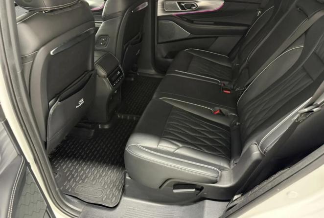 GAC GS8 II с пробегом 2024 года, цена 3 750 000 рублей, 32788 км, внедорожник, Автокод Объявления