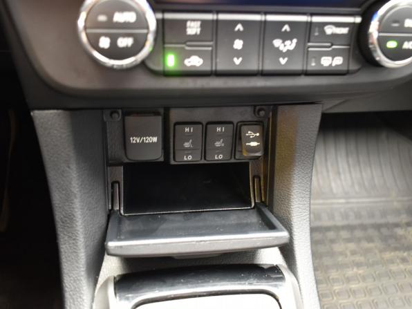 Toyota Corolla XI (E160 E170 E180) с пробегом 2013 года, цена 1 535 000 рублей, 63075 км, седан, Автокод Объявления