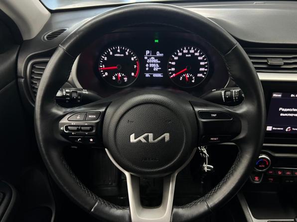 Kia Rio IV Рестайлинг с пробегом 2021 года, цена 1 550 000 рублей, 106000 км, седан, Автокод Объявления