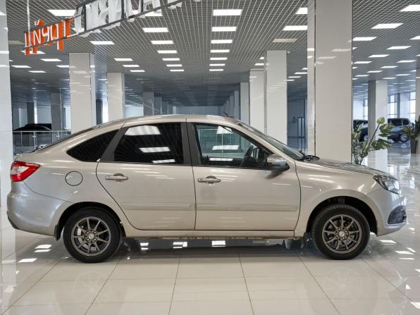 Lada (ВАЗ) Granta I Рестайлинг с пробегом 2021 года, цена 701 000 рублей, 66361 км, лифтбек, Автокод Объявления