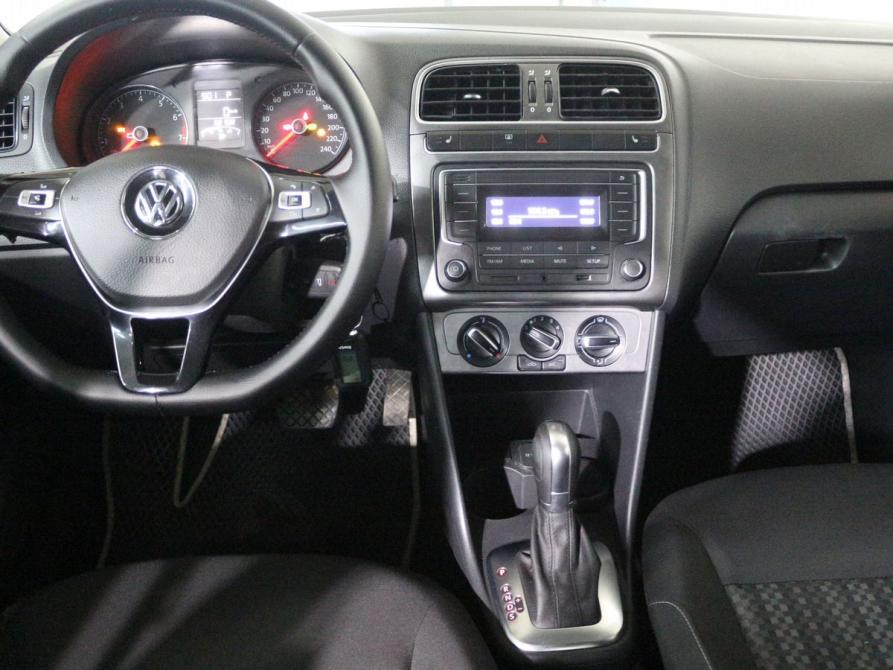 Volkswagen Polo V Рестайлинг Стерлитамак  - изображение 7