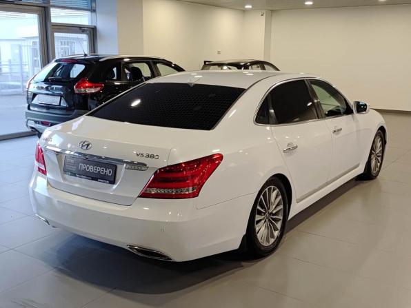 Hyundai Equus II Рестайлинг с пробегом 2014 года, цена 1 100 000 рублей, 240654 км, седан, Автокод Объявления